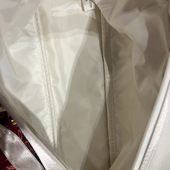 Christion Dior Cosmetics and Toiletry bag - Picture 4 of 7